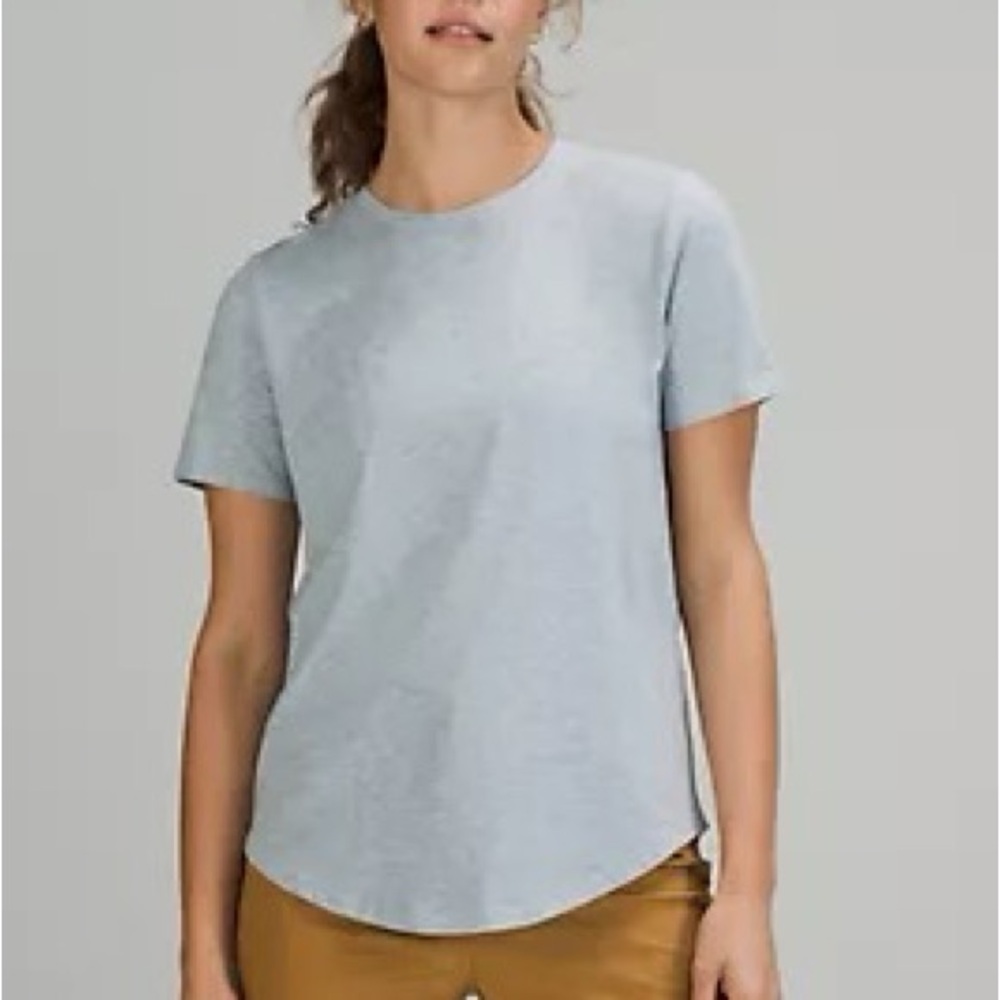 Lululemon | love crewneck t-shirt | size 10. | heathered chambray